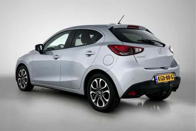 Mazda 2 (2017) thumbnail 13