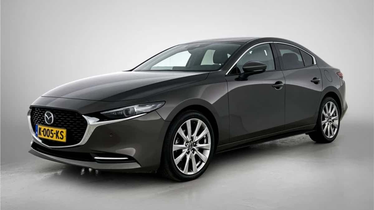 Mazda 3 (2021) — foto 1