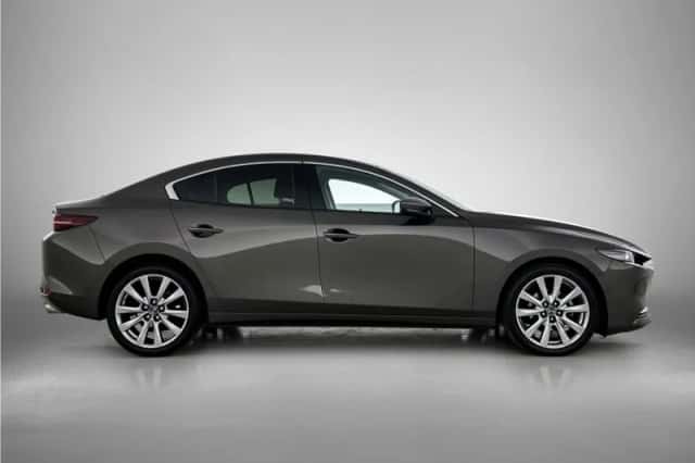 Mazda 3 (2021) thumbnail 11