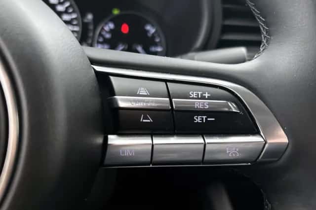 Mazda 3 (2021) thumbnail 14