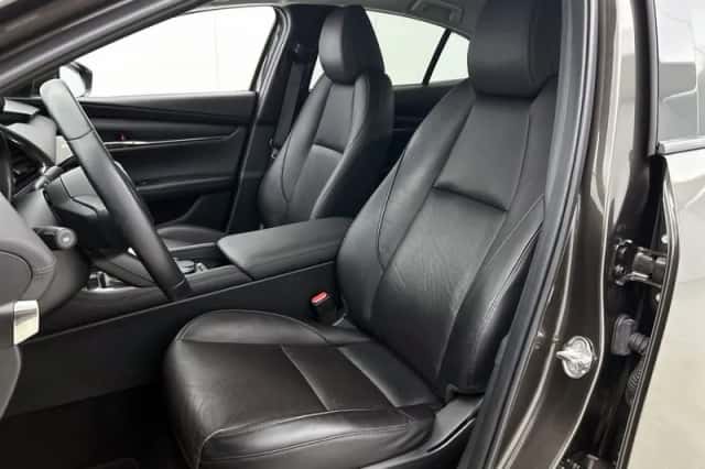 Mazda 3 (2021) thumbnail 15