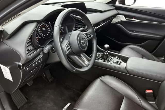 Mazda 3 (2021) thumbnail 36