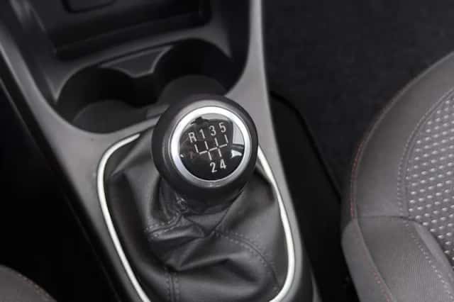 Opel Corsa (2019) thumbnail 18