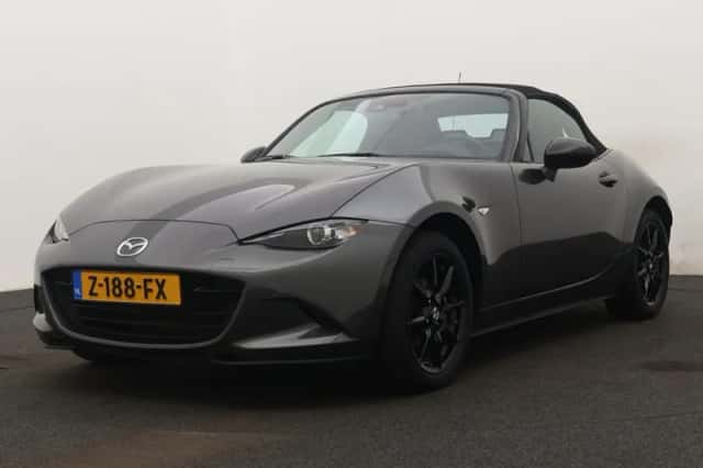 Mazda MX-5 (2023) thumbnail 1