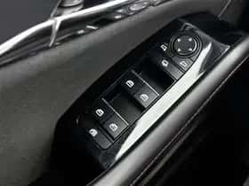 Mazda CX-30 (2024) thumbnail 25