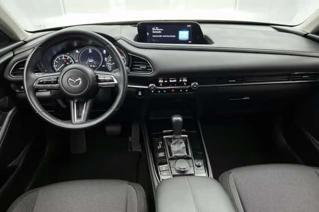 Mazda CX-30 (2021) thumbnail 4