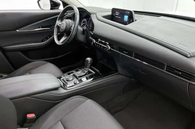 Mazda CX-30 (2021) thumbnail 6