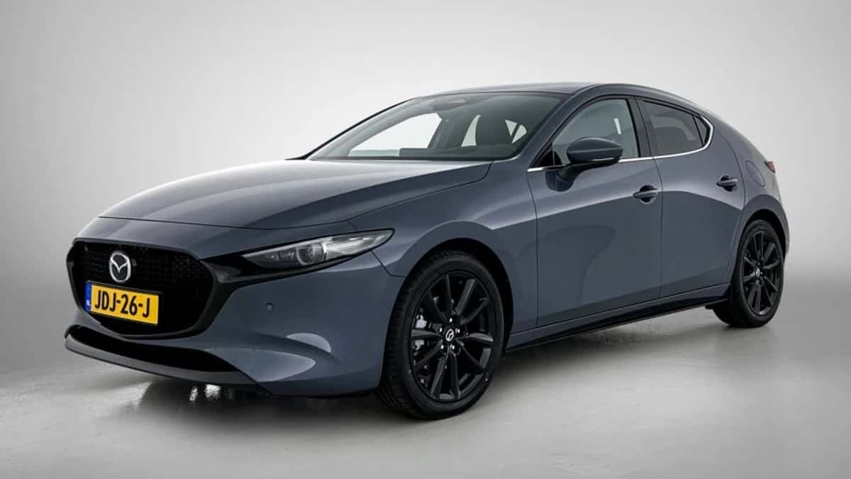 Mazda 3 (2025) — foto 1