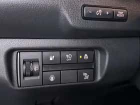Nissan Leaf (2021) thumbnail 5
