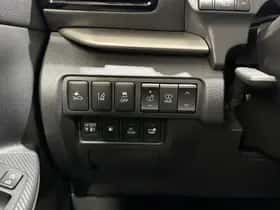 Mitsubishi Eclipse_Cross (2022) thumbnail 23