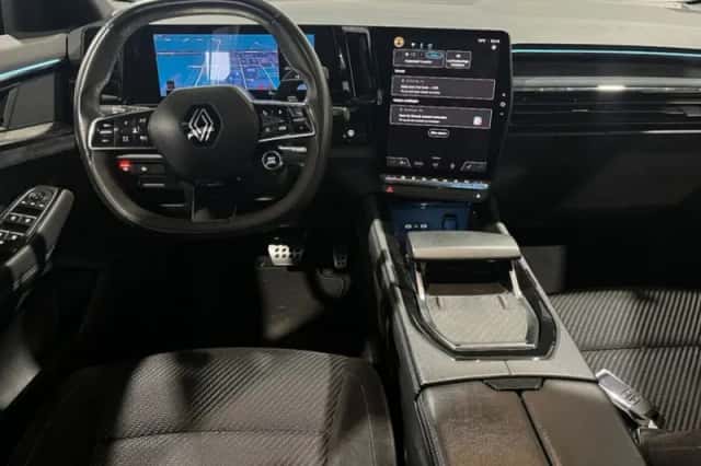 Renault Espace (2024) thumbnail 3