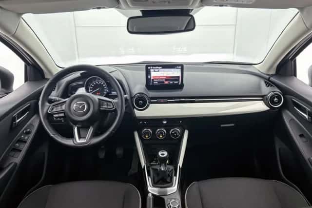 Mazda 2 (2024) thumbnail 4