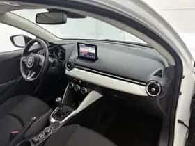Mazda 2 (2024) thumbnail 6
