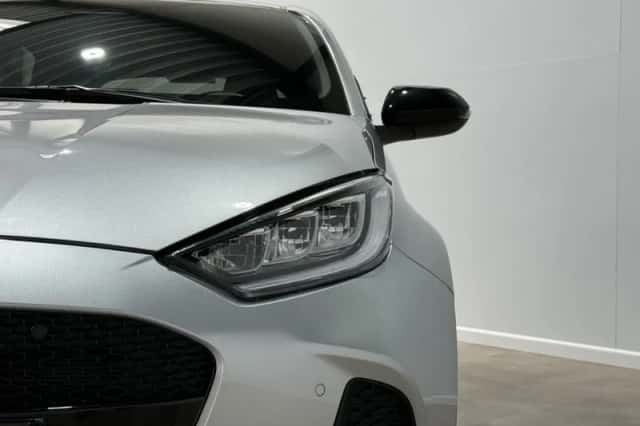 Mazda 2_Hybrid (2024) thumbnail 6