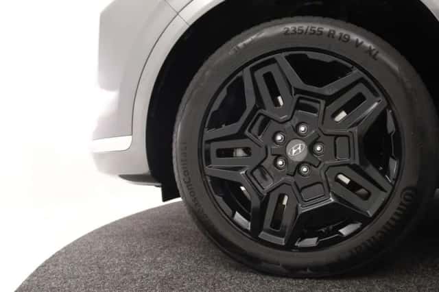 Hyundai Santa_Fe (2023) thumbnail 5