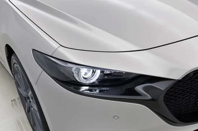 Mazda 3 (2025) thumbnail 30