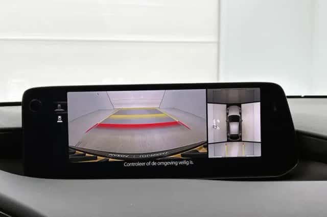 Mazda 3 (2025) thumbnail 8
