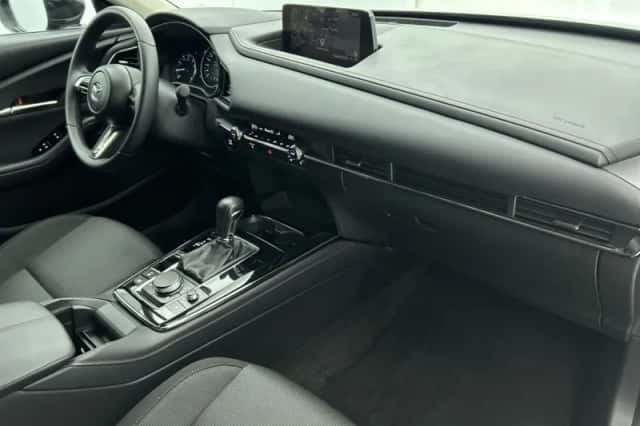 Mazda CX-30 (2024) thumbnail 6