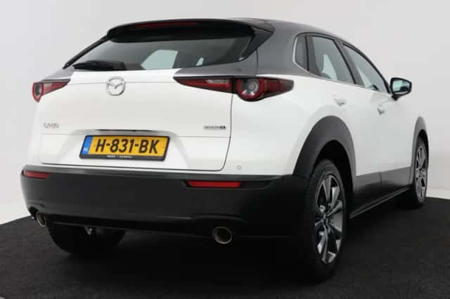 Mazda CX-30 (2020) thumbnail 2
