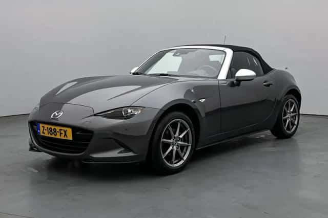 Mazda MX-5 (2023) thumbnail 1