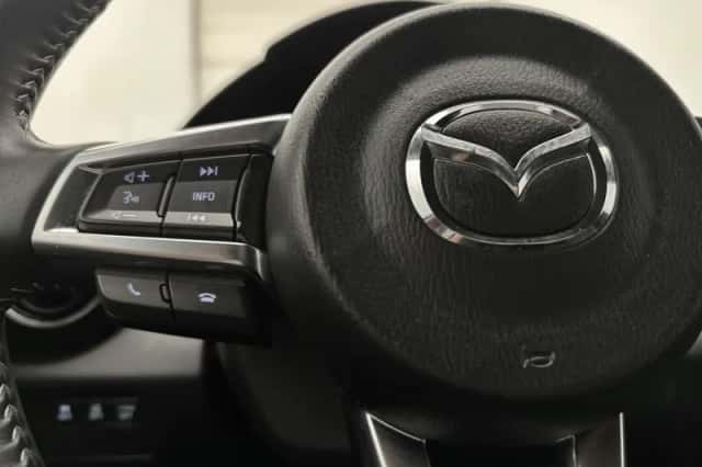 Mazda MX-5 (2023) thumbnail 15