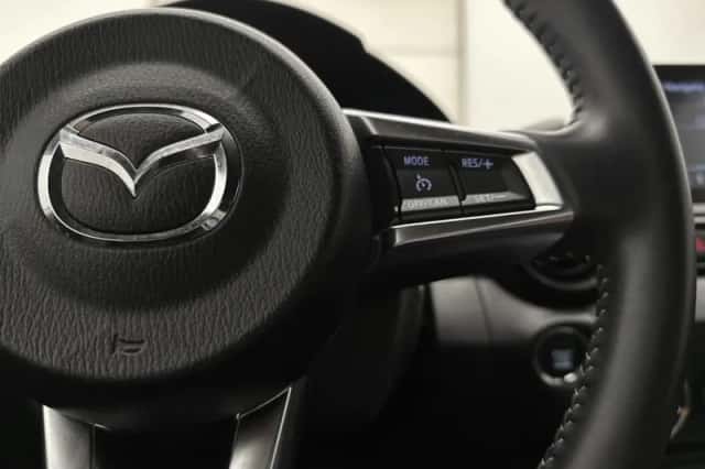Mazda MX-5 (2023) thumbnail 16