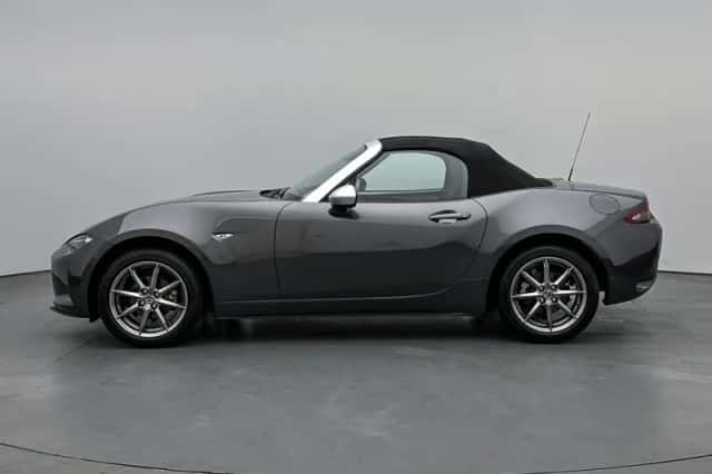 Mazda MX-5 (2023) thumbnail 22