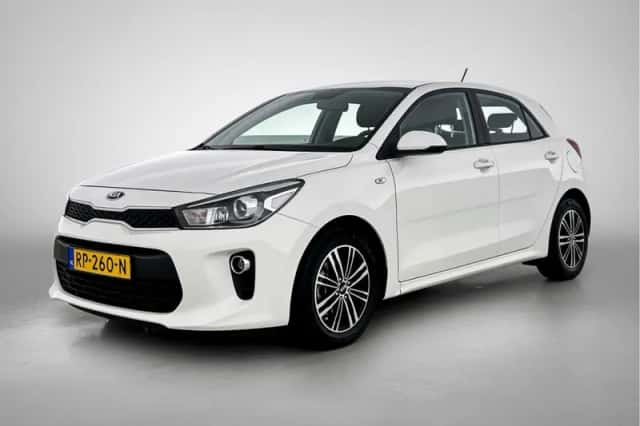 Kia Rio (2018) thumbnail 1