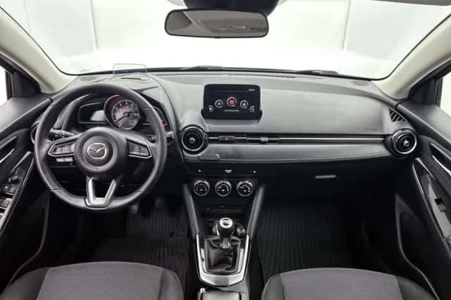 Mazda 2 (2019) thumbnail 4