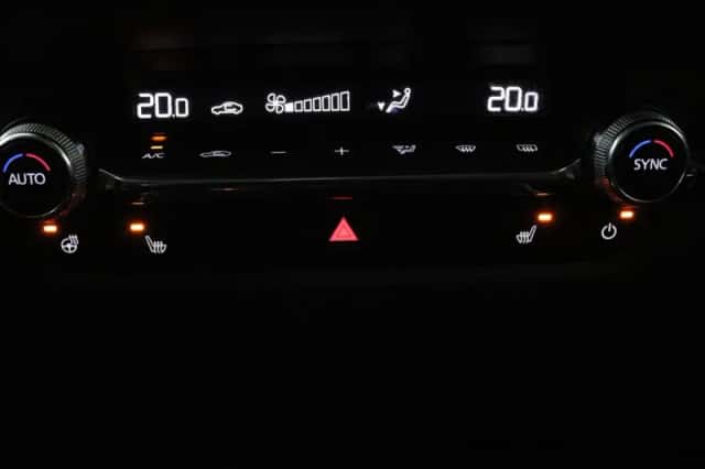 Mazda CX-30 (2023) thumbnail 18