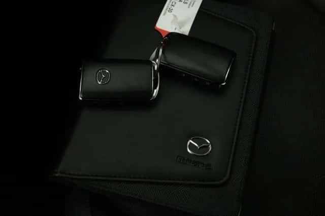 Mazda CX-30 (2023) thumbnail 23