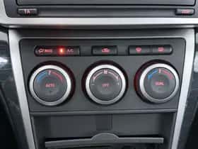 Mazda 6 (2009) thumbnail 17