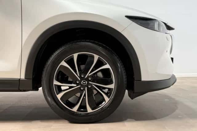 Mazda CX-5 (2023) thumbnail 4