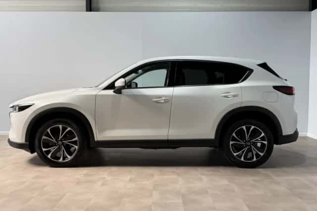 Mazda CX-5 (2023) thumbnail 2