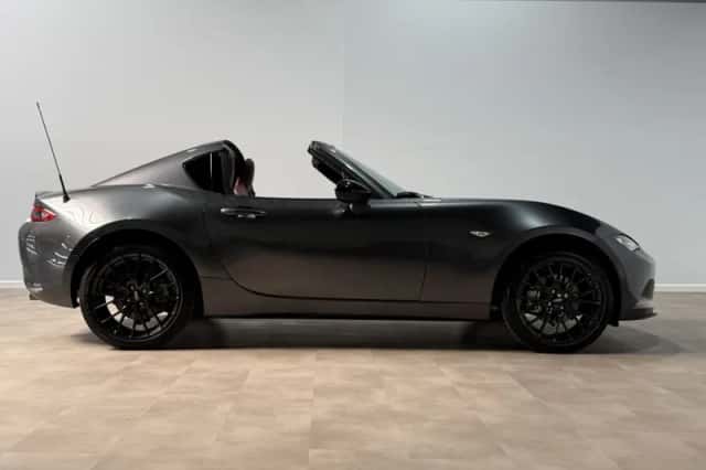 Mazda MX-5 (2022) thumbnail 5
