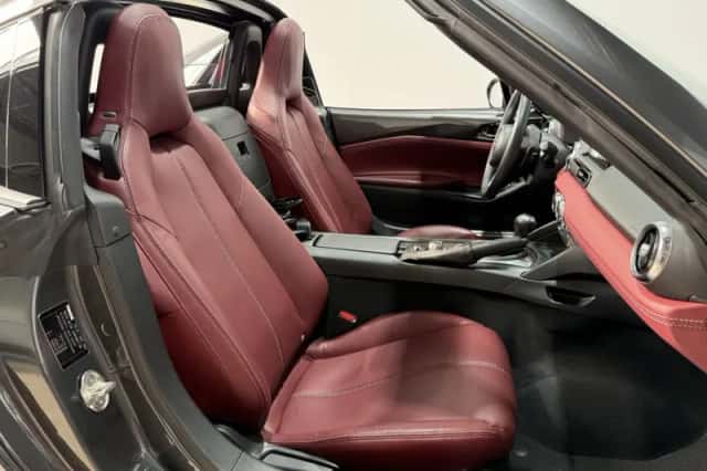 Mazda MX-5 (2022) thumbnail 7