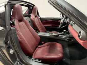 Mazda MX-5 (2022) thumbnail 7