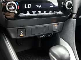 Mazda 2_Hybrid (2024) thumbnail 17