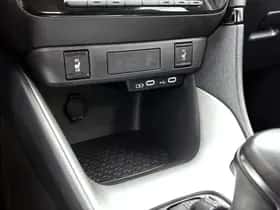 Mazda 2_Hybrid (2024) thumbnail 23
