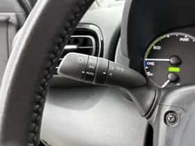 Mazda 2_Hybrid (2024) thumbnail 26