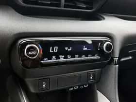 Mazda 2_Hybrid (2024) thumbnail 8