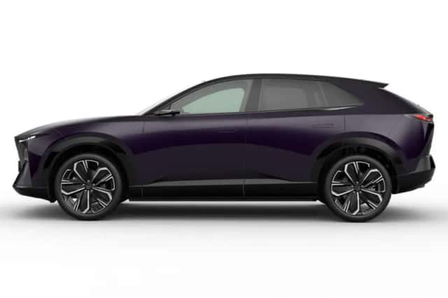 Mazda CX-6e (2026) thumbnail 2