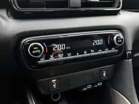 Mazda 2_Hybrid (2025) thumbnail 10