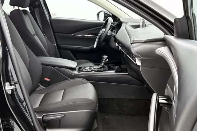 Mazda CX-30 (2024) thumbnail 13