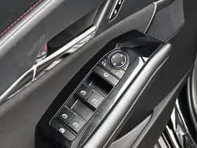 Mazda CX-30 (2024) thumbnail 19