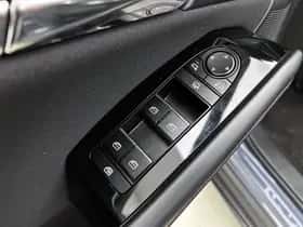 Mazda CX-30 (2024) thumbnail 23