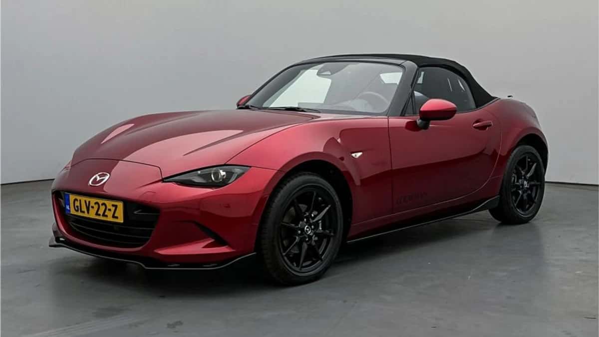 Mazda MX-5 (2024) — foto 1