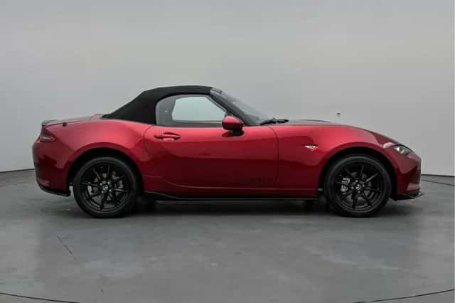 Mazda MX-5 (2024) thumbnail 28