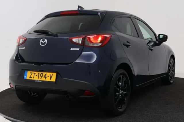 Mazda 2 (2019) thumbnail 2