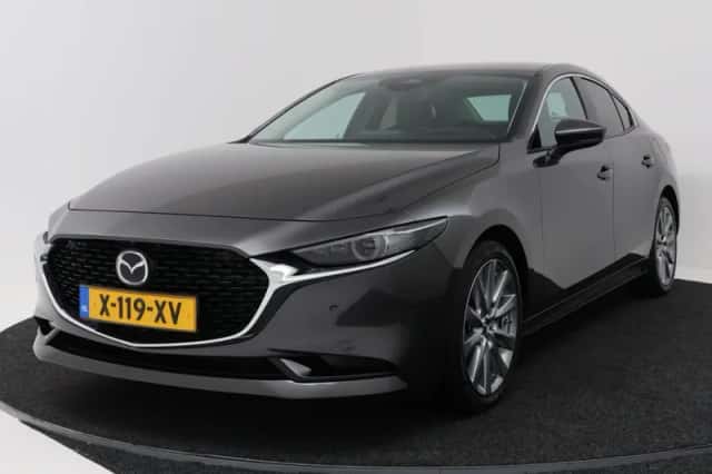 Mazda 3 (2024) thumbnail 1